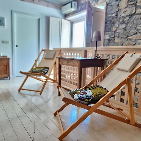 Small House In Vipava Valley Ngoại thất bức ảnh