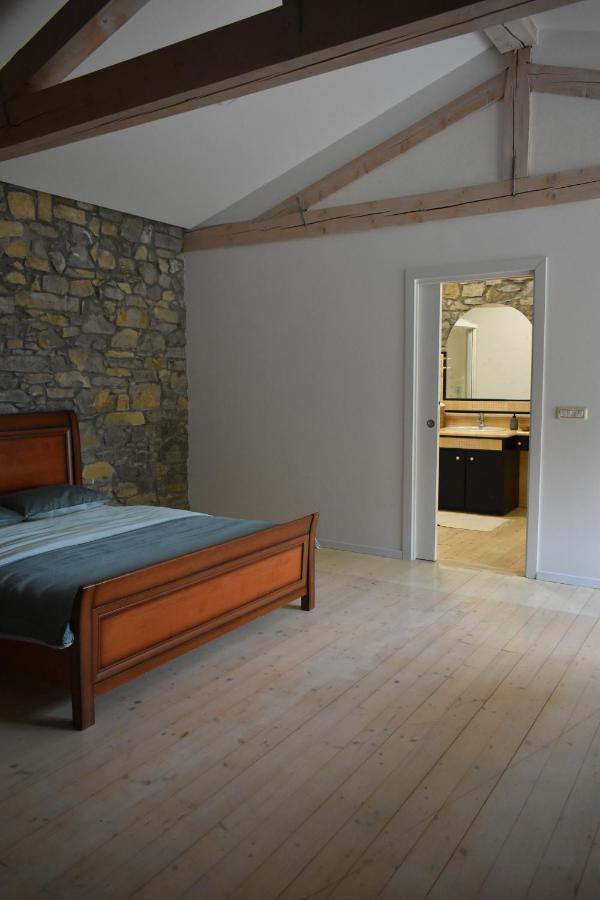 Small House In Vipava Valley Ngoại thất bức ảnh
